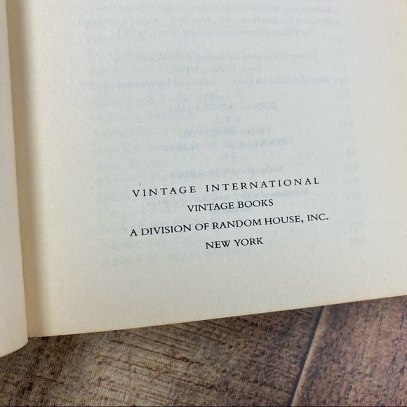 Waterland By Graham Swift Paperback Book Award Winning Author Historical Fiction - Picture 4 of 5